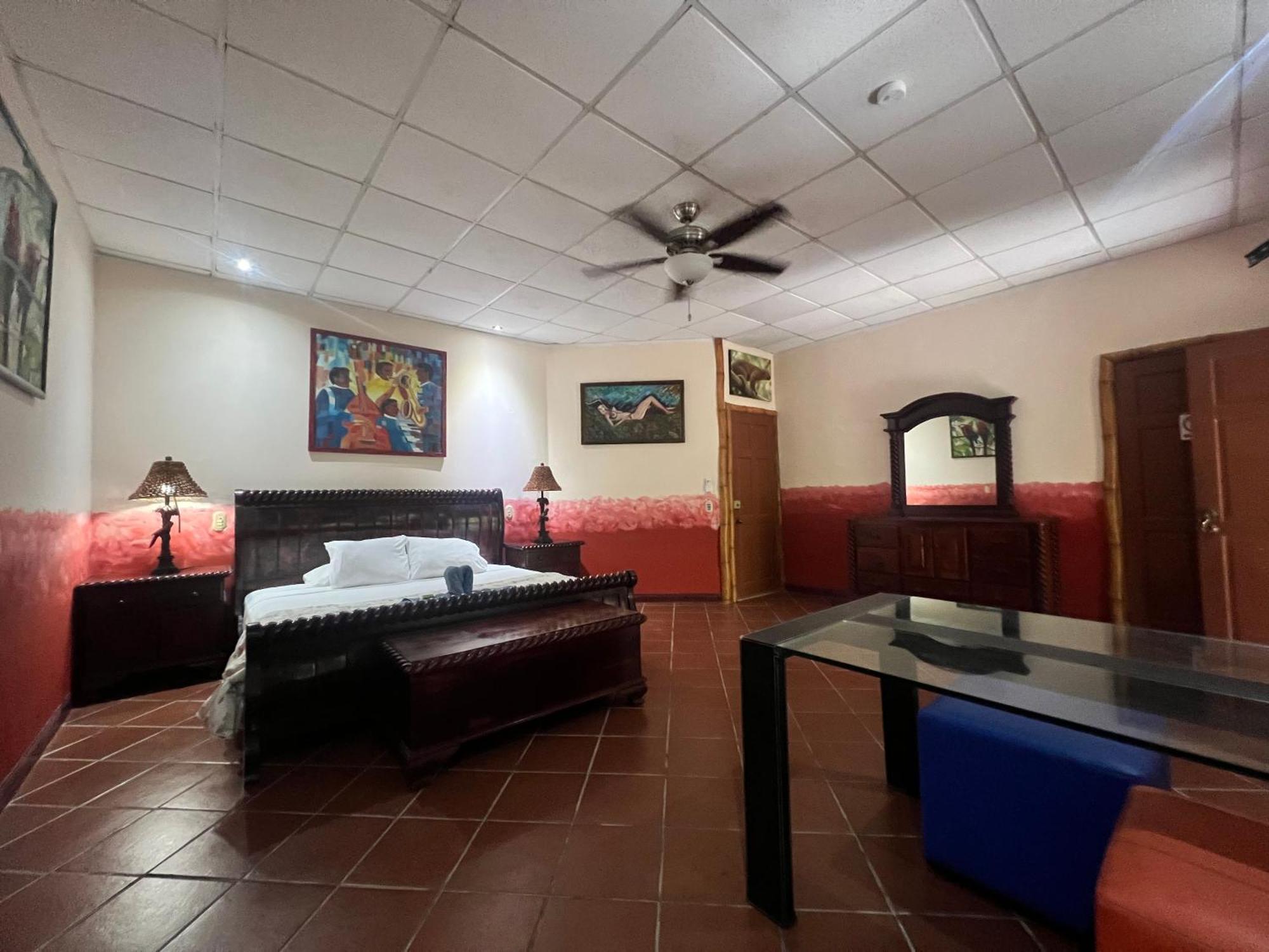 Chosa Manglar Suites & Cabins Пуэрто-Хименес Экстерьер фото