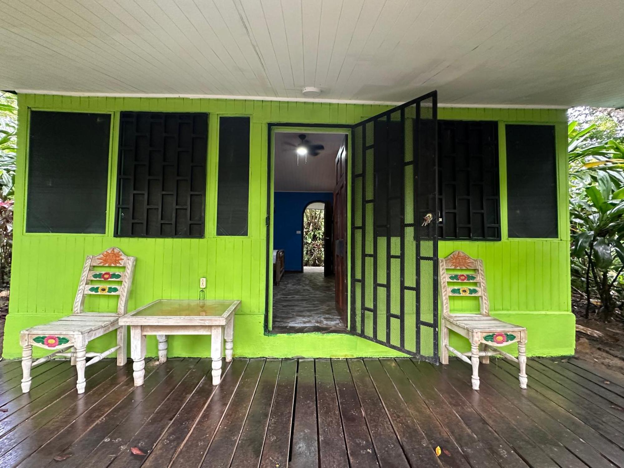 Chosa Manglar Suites & Cabins Пуэрто-Хименес Экстерьер фото