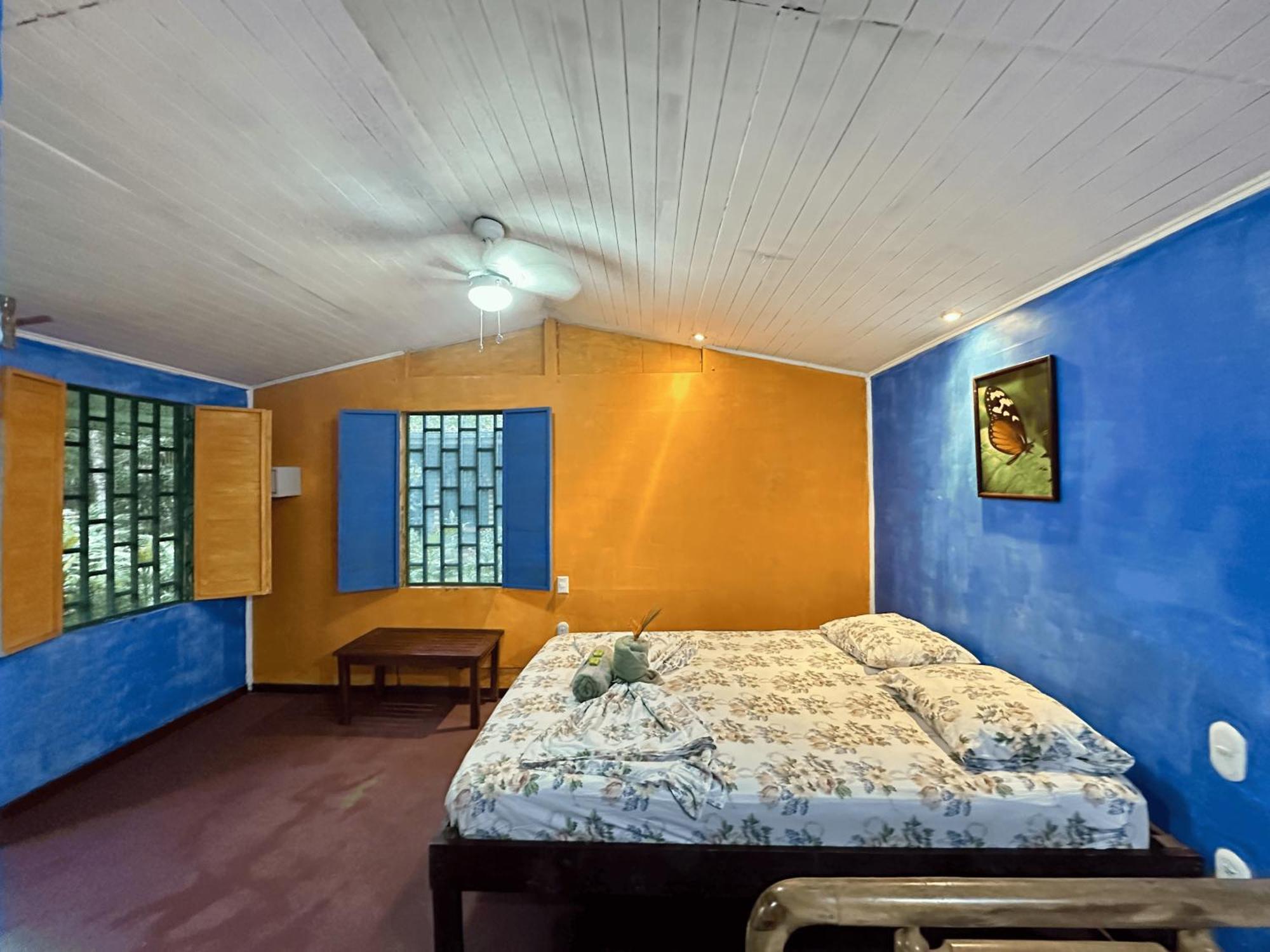 Chosa Manglar Suites & Cabins Пуэрто-Хименес Экстерьер фото